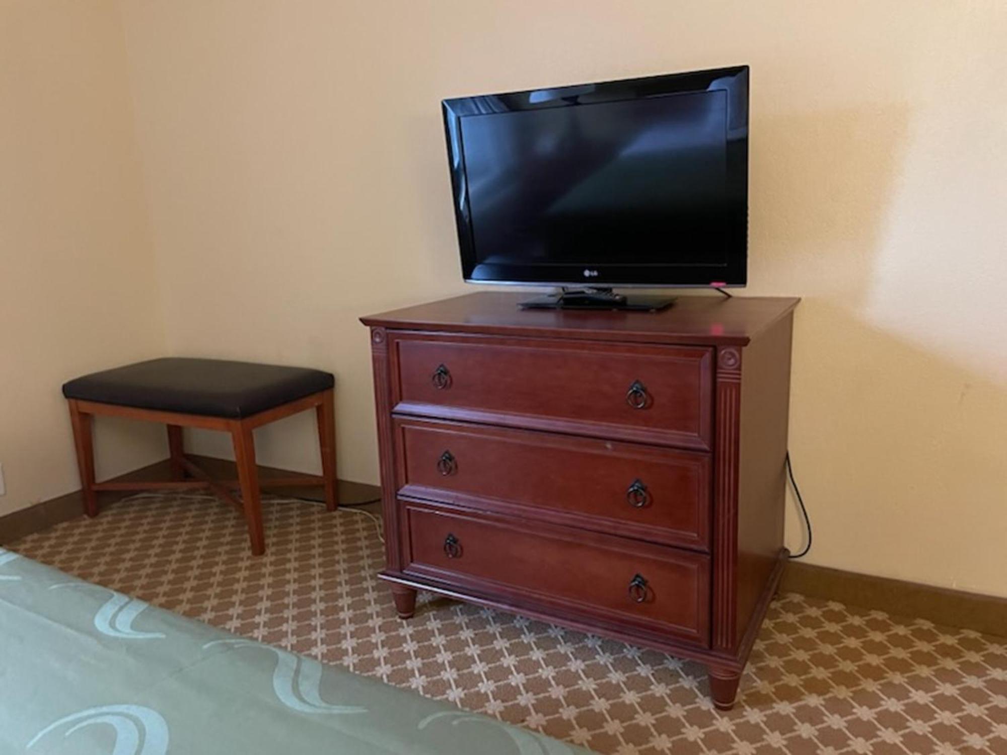 Quality Inn & Suites Saginaw Extérieur photo